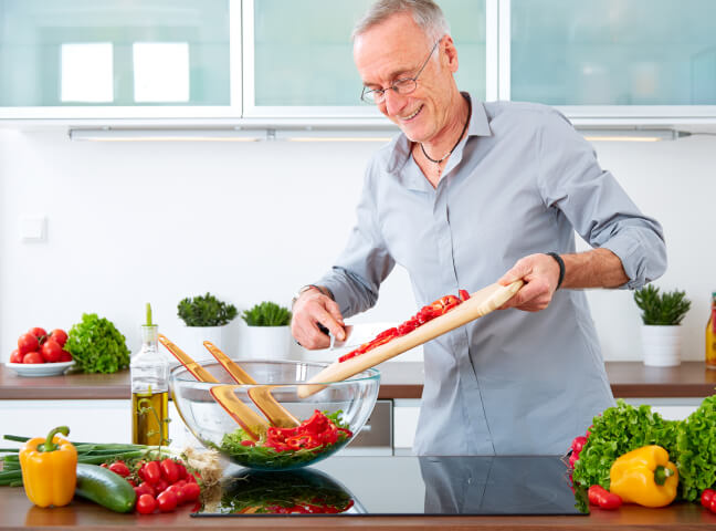 Gesund ernähren und fit bleiben im Alter